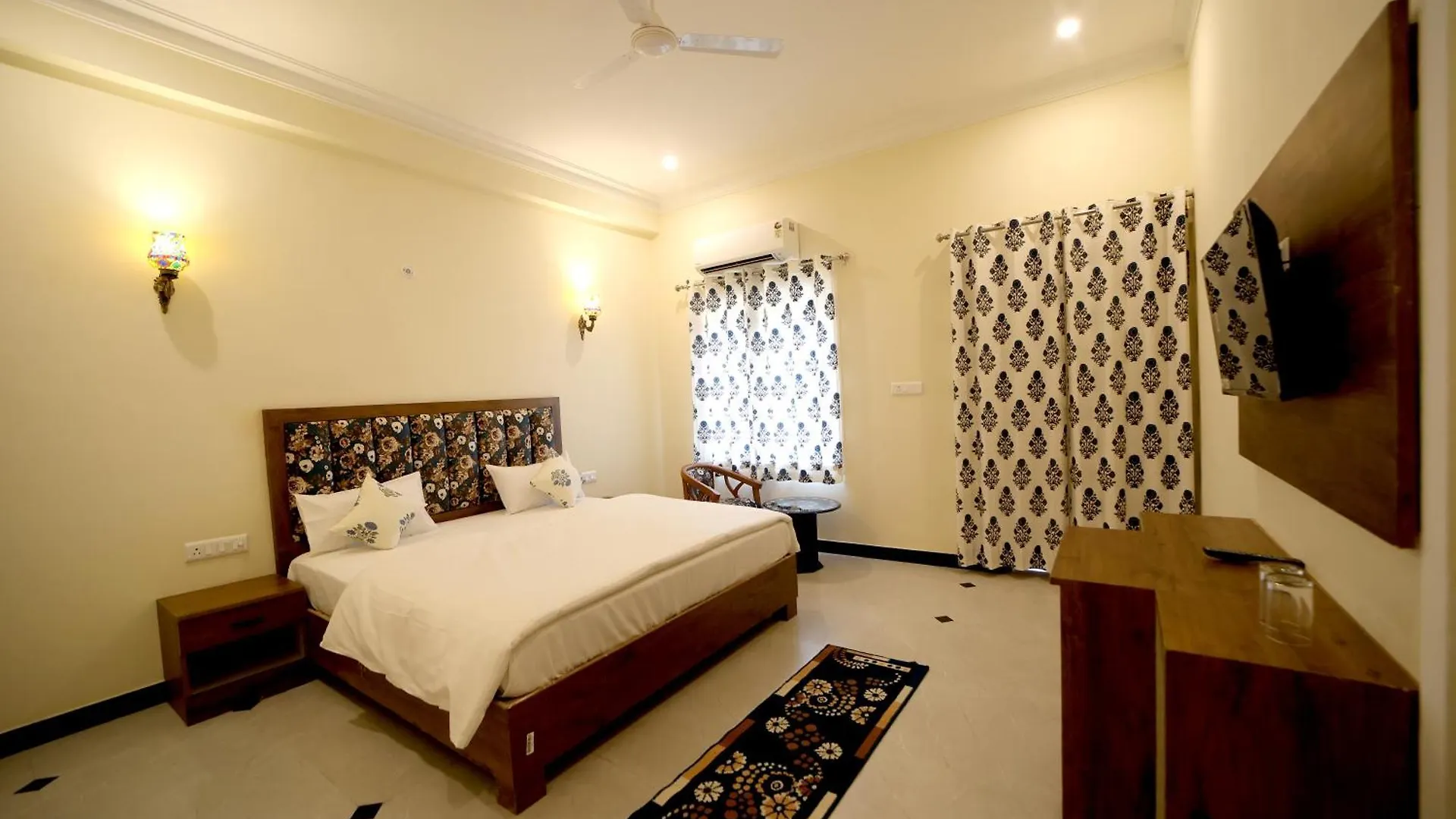 Arti'S Homestay Agra  India