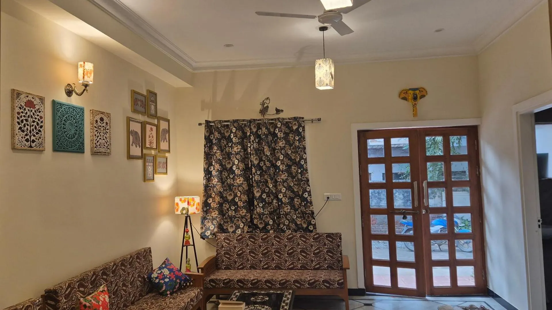 Arti'S Homestay Agra